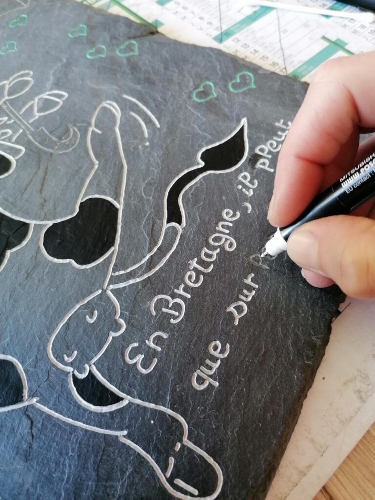 Maçonnerie Maen Roch peinture 1