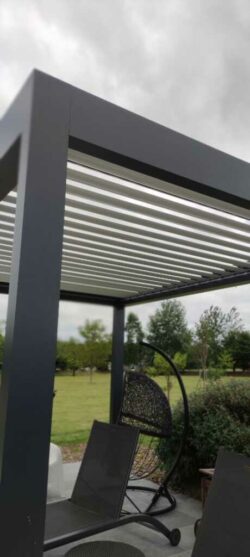 Paysagiste Maen Roch Pergola 2 Maçonnerie Maen Roch